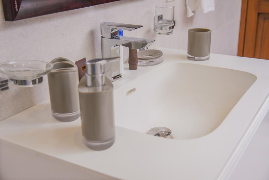 Orchards Cottage Hotel Karaczi Zewnętrze zdjęcie